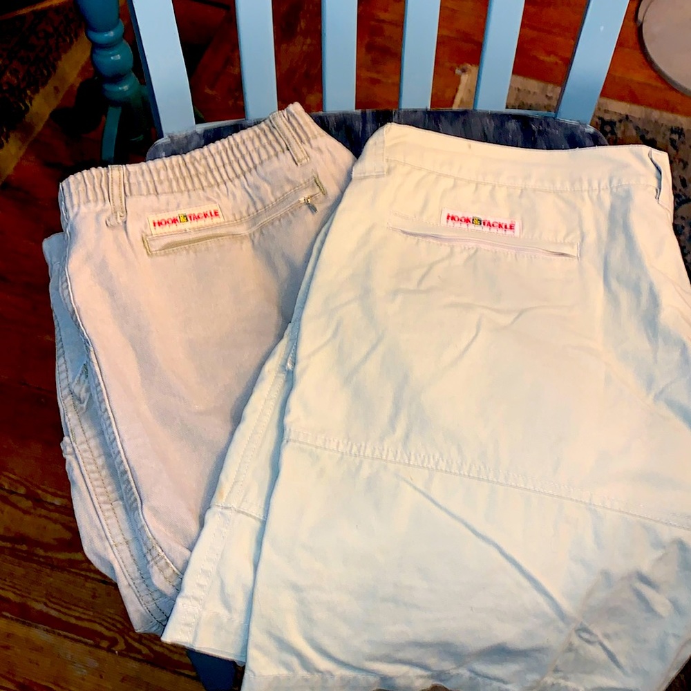 Pair of Hook and Tackle Men’s beer can shorts. Excellent condition
